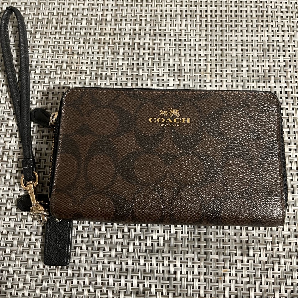 Coach wristlet
